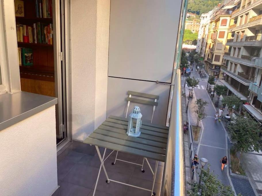Terraza Playa Y Calle Peatonal Ess03377 Сан-Себастьян Экстерьер фото